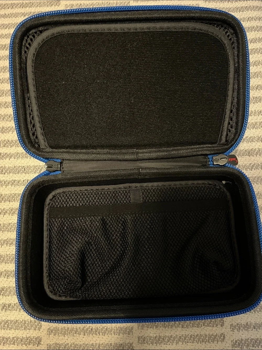 Blue and Black Carry Case for Kids Nintendo DS Games new without tag